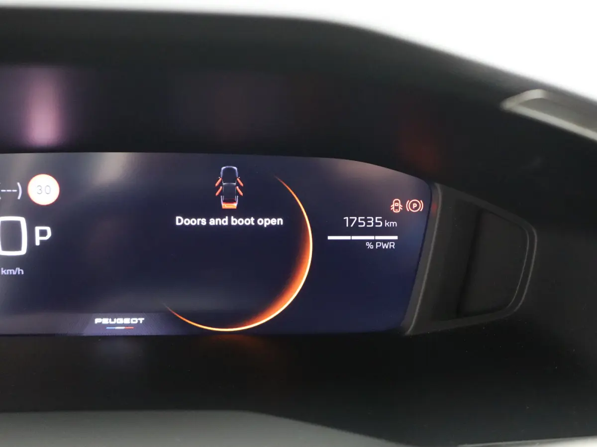 1.2 Hybrid 145 Allure Tot 8 Jaar Garantie | Automaat | Carplay | Camera 360* Graden | Navigatie | Adaptieve Cruise Control | Dodehoekbewaking | PDC V+A | Origineel NL