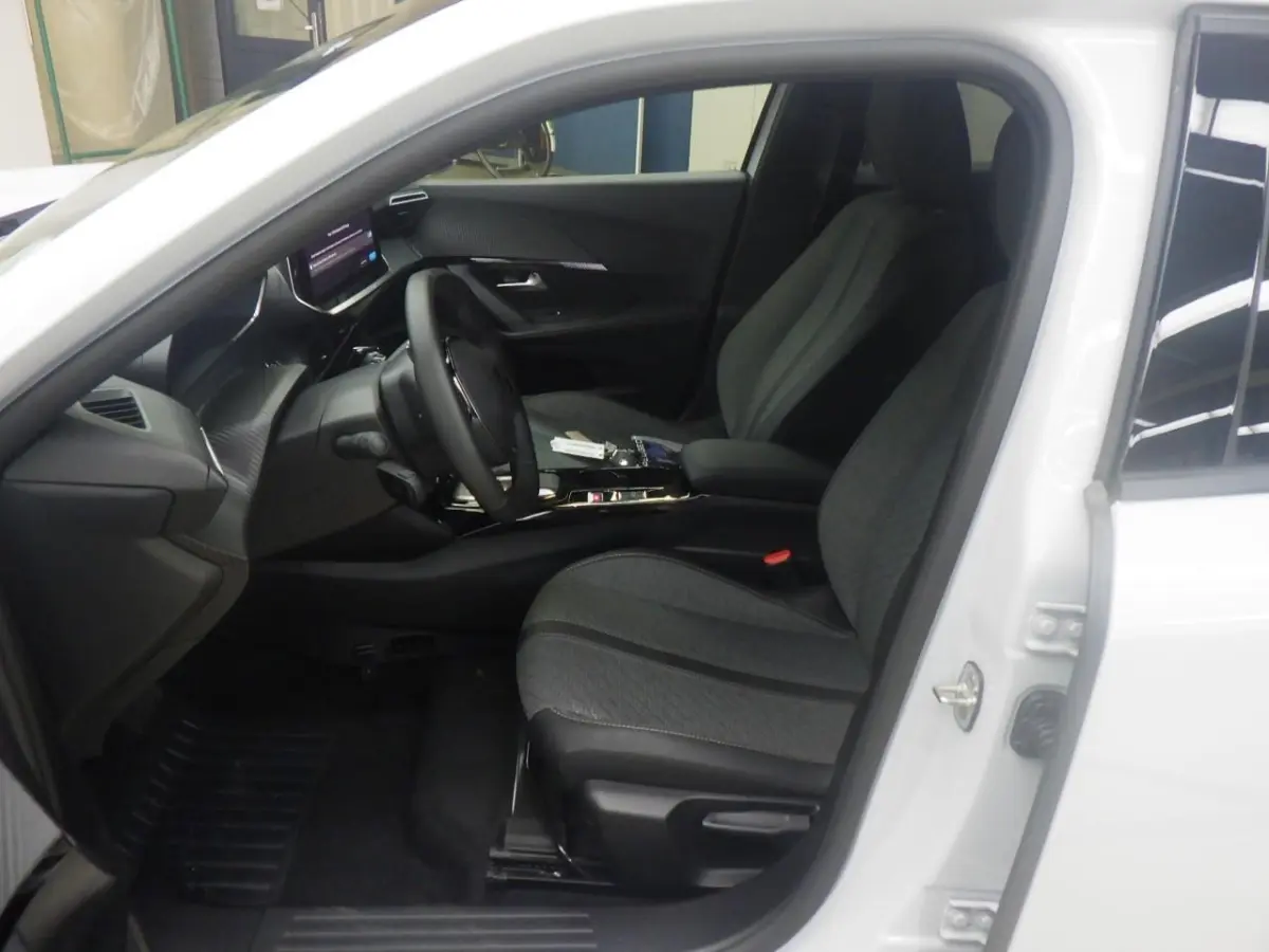 1.2 Hybrid 145 Allure Tot 8 Jaar Garantie | Automaat | Carplay | Camera 360* Graden | Navigatie | Adaptieve Cruise Control | Dodehoekbewaking | PDC V+A | Origineel NL
