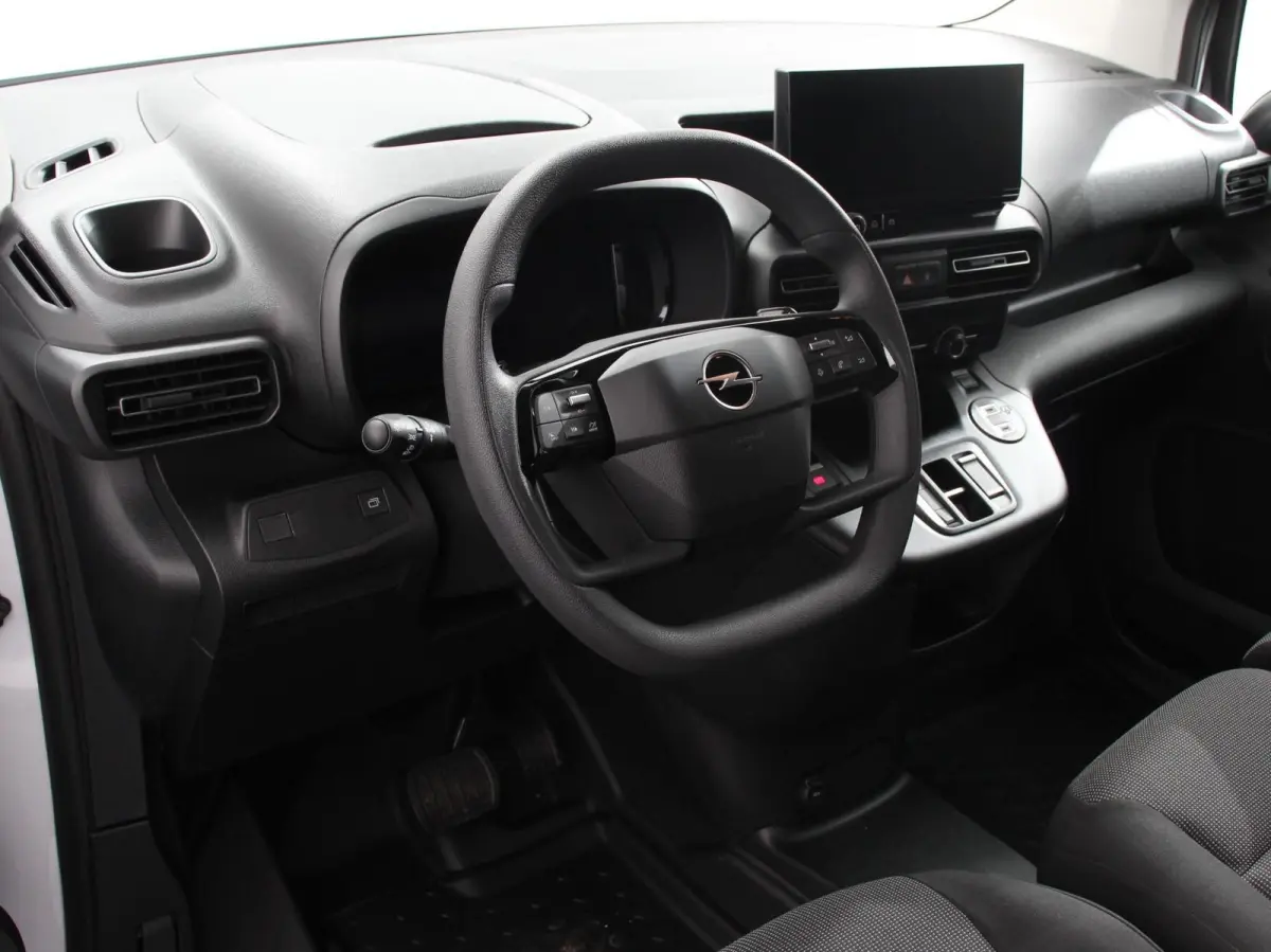 1.5 BlueHDi 130 S&S L2 Apple Carplay / Android Auto Navigatie Trekhaak Airco Camera Cruise Control Parkeersensoren V+A DAB
