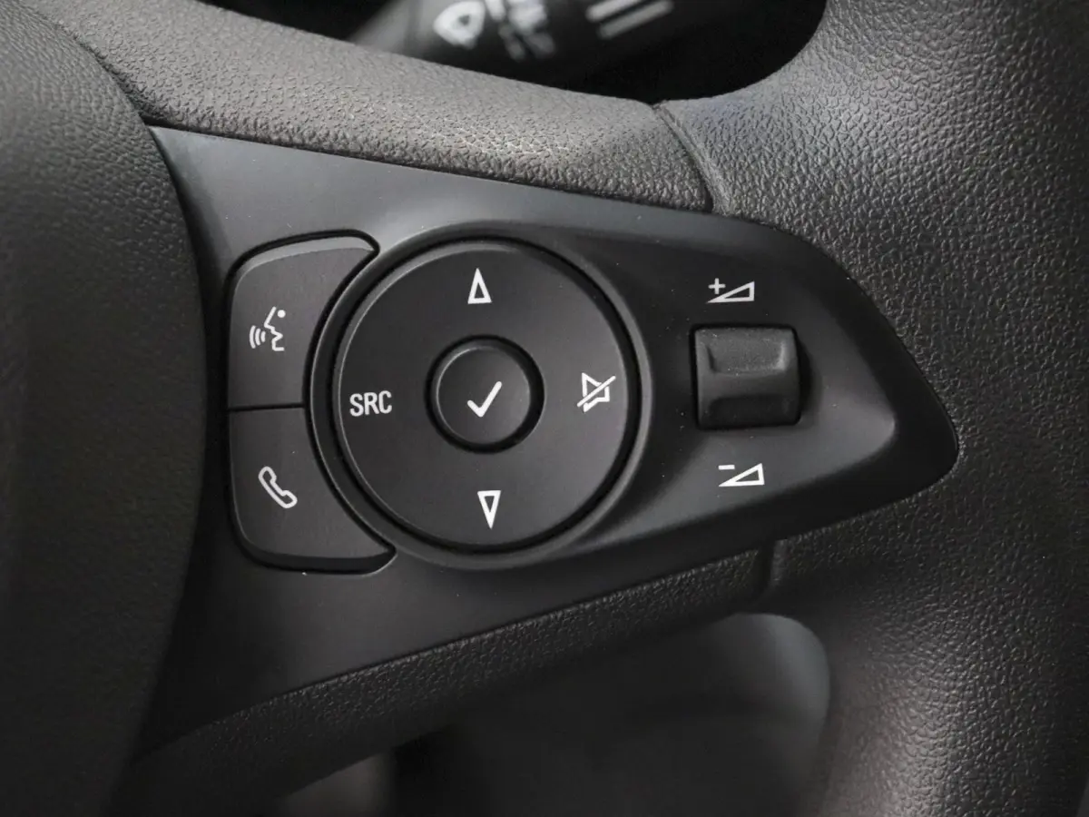 1.5D L1H1 Edition Airco Navigatie Trekhaak Carplay