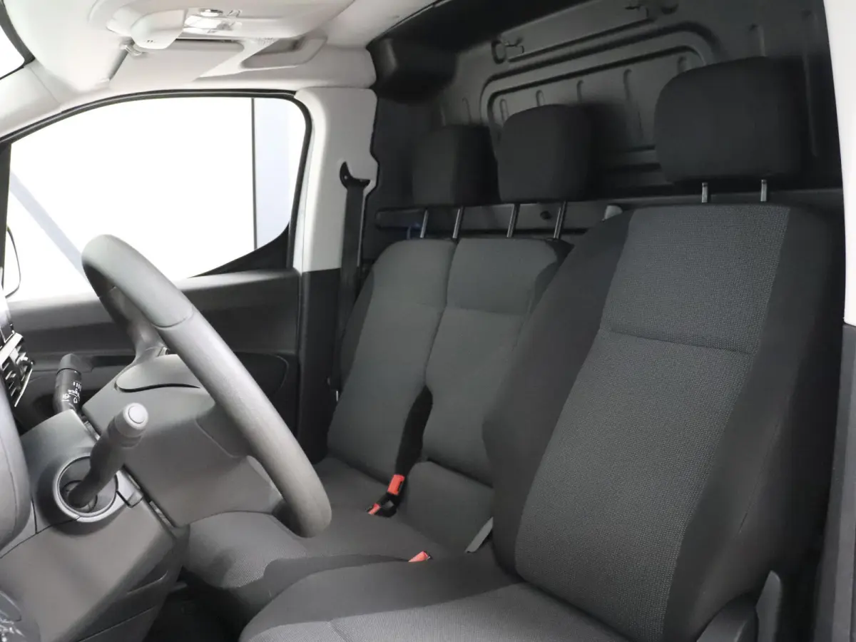 1.5D L1H1 Edition Airco Navigatie Trekhaak Carplay