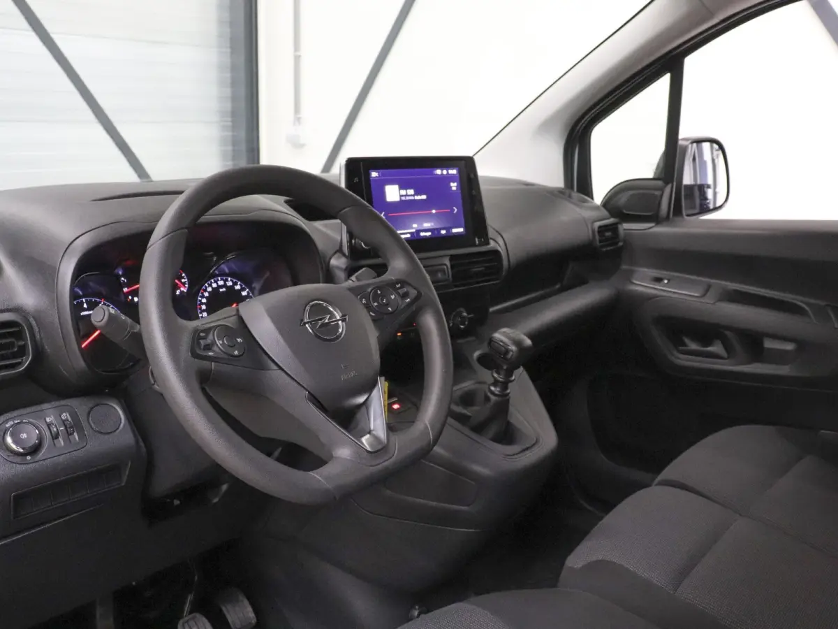 1.5D L1H1 Edition Airco Navigatie Trekhaak Carplay
