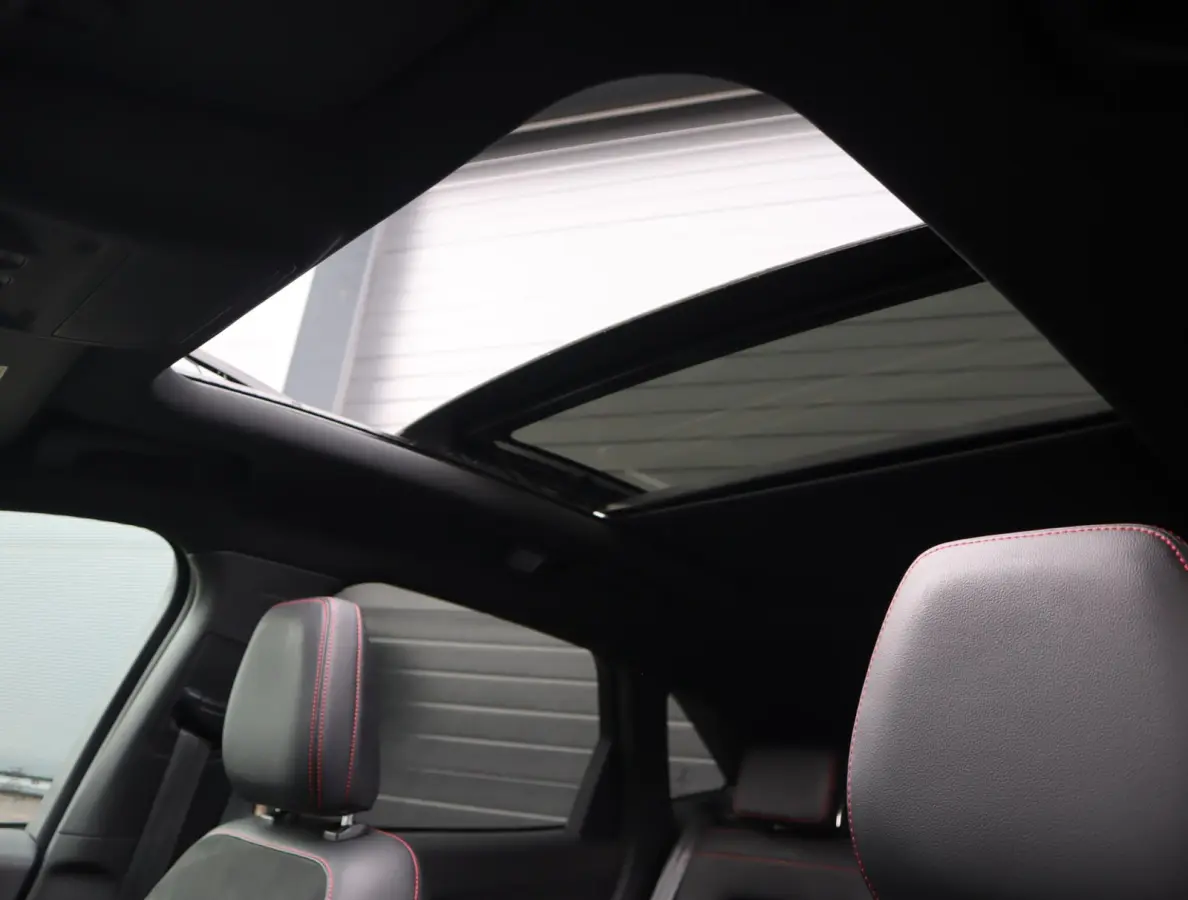 2.5 PHEV ST-Line X | Pano | Trekhaak | 20 Inch | Elektrich verstelbare stoelen | HUD | Winter pack | Full Options