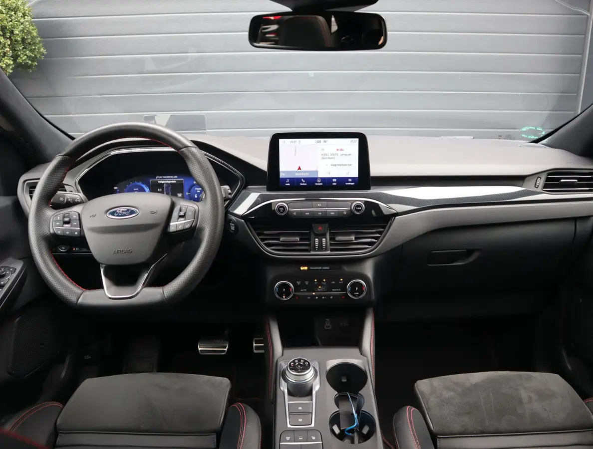 2.5 PHEV ST-Line X | Pano | Trekhaak | 20 Inch | Elektrich verstelbare stoelen | HUD | Winter pack | Full Options