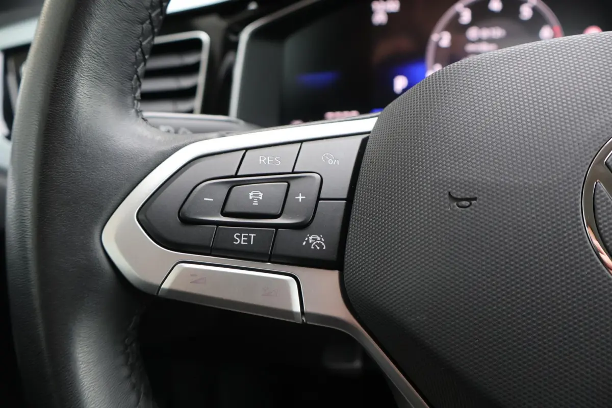 1.0 TSI 95pk DSG Life Edition | Trekhaak | Camera | Carplay | Parkeersensoren | Navi