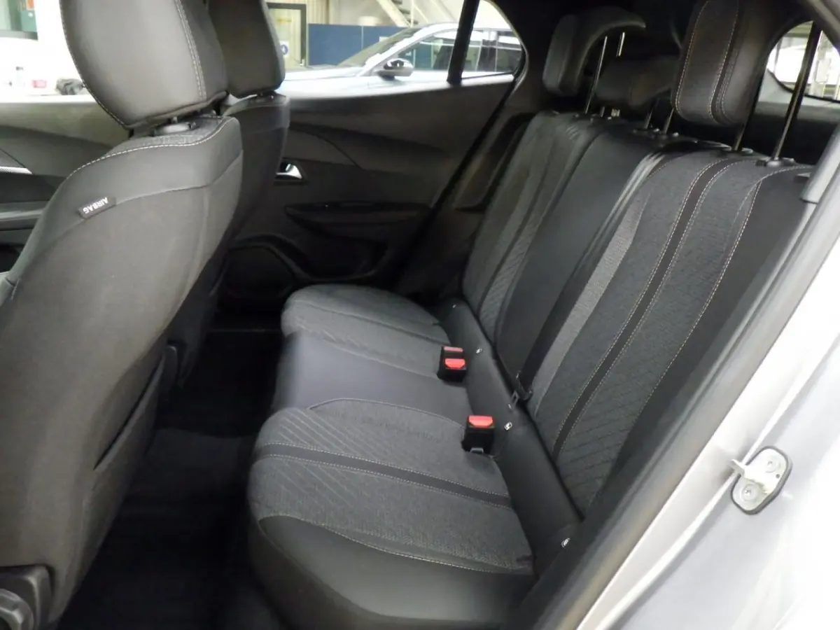 1.2 Hybrid 145 Allure Tot 8 Jaar Garantie | Automaat | Carplay | Camera 360* Graden | Navigatie | Adaptieve Cruise Control | Dodehoekbewaking | PDC V+A | Origineel NL