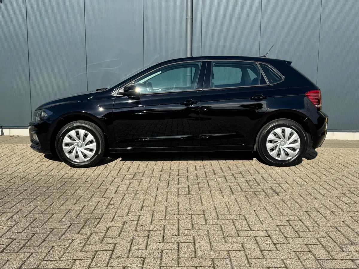 1.0 TSI Comfortline * Navigatiesysteem * Stoelverwarming * Parkeersensoren *