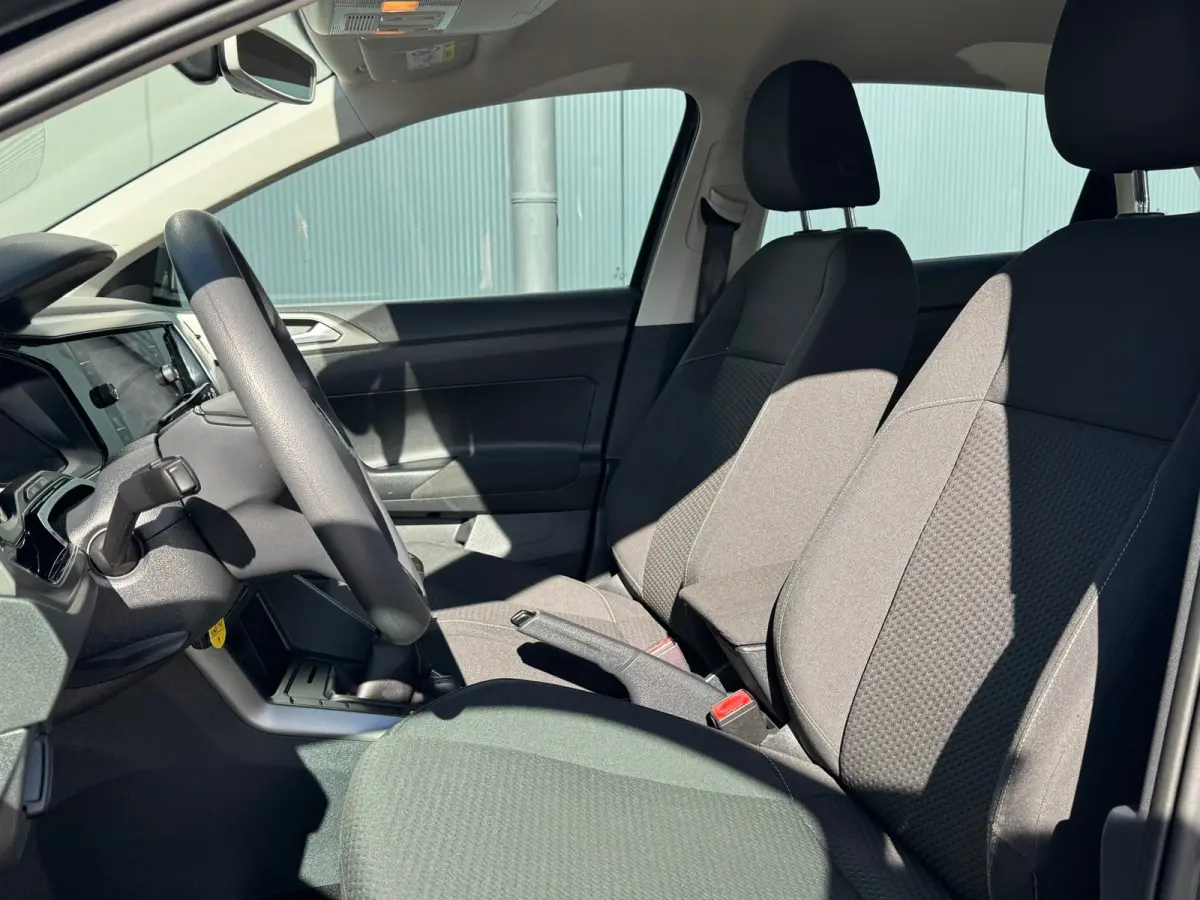 1.0 TSI Comfortline * Navigatiesysteem * Stoelverwarming * Parkeersensoren *