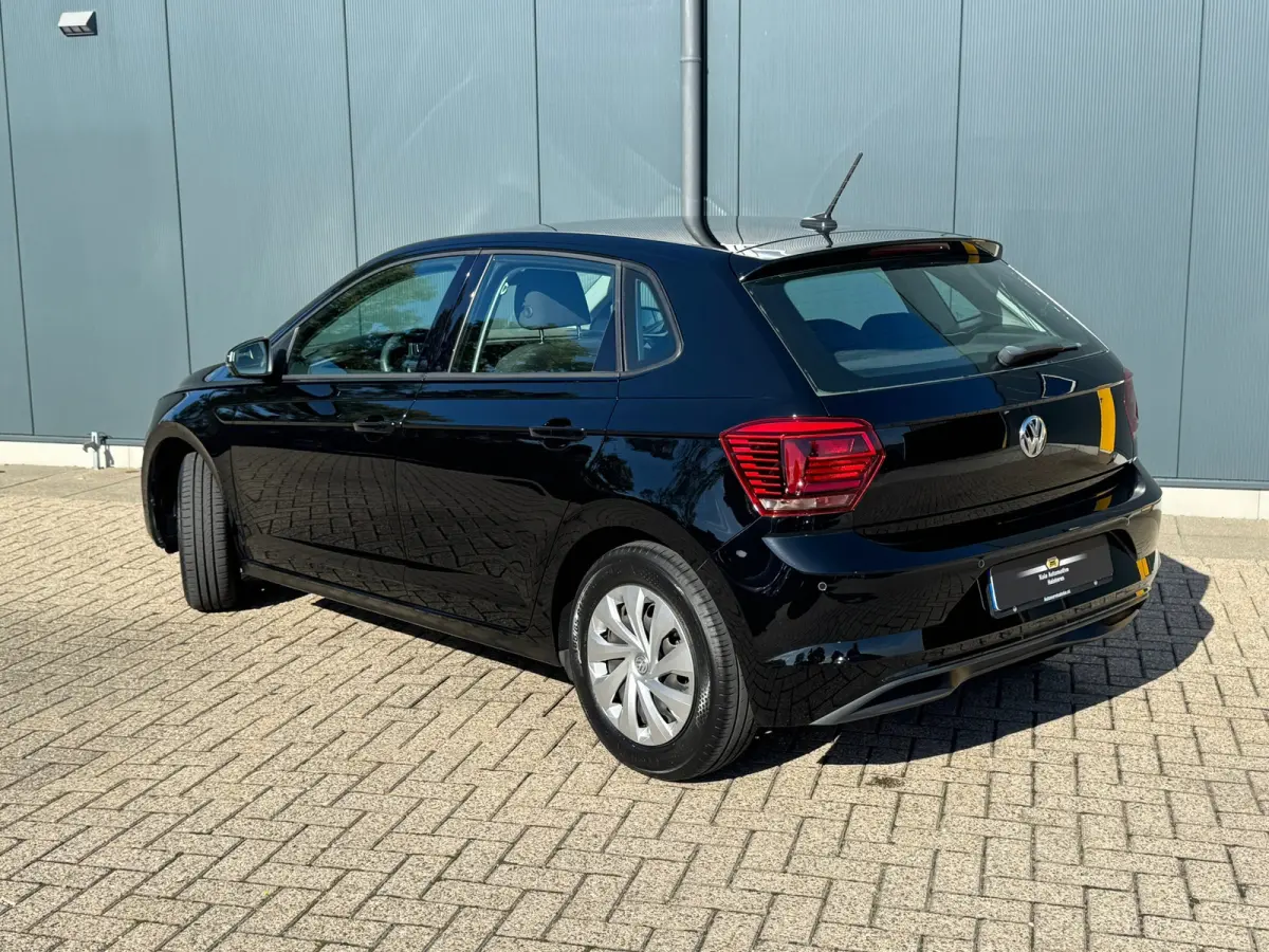 1.0 TSI Comfortline * Navigatiesysteem * Stoelverwarming * Parkeersensoren *