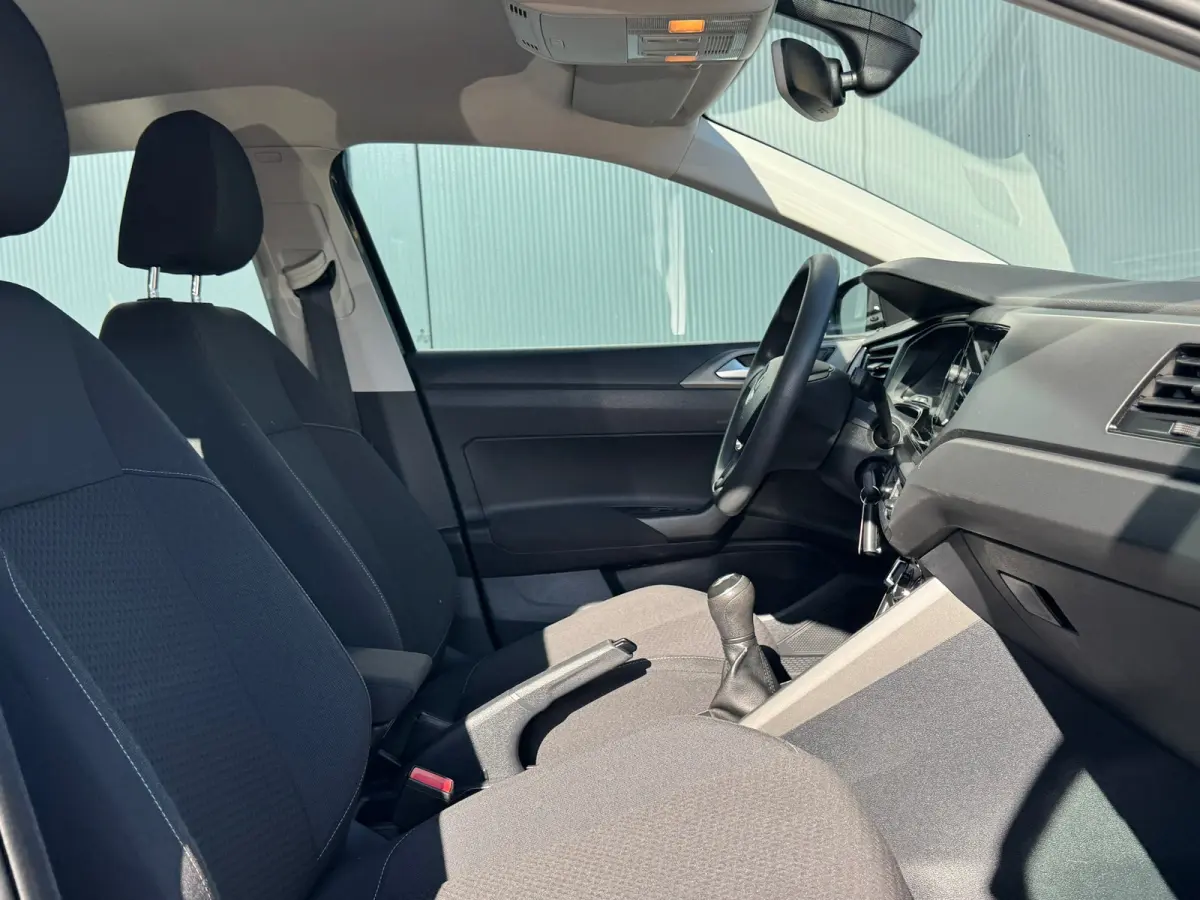 1.0 TSI Comfortline * Navigatiesysteem * Stoelverwarming * Parkeersensoren *