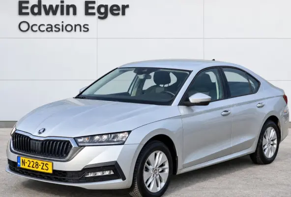 1.0 TSI Business Edition | Apple car play | Android Auto |