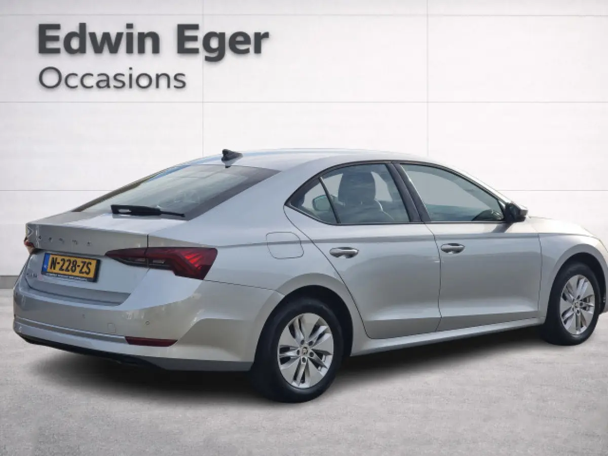 1.0 TSI Business Edition | Apple car play | Android Auto |