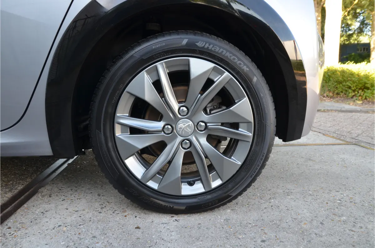 EV Active Pack 50 kWh 10" Scherm!