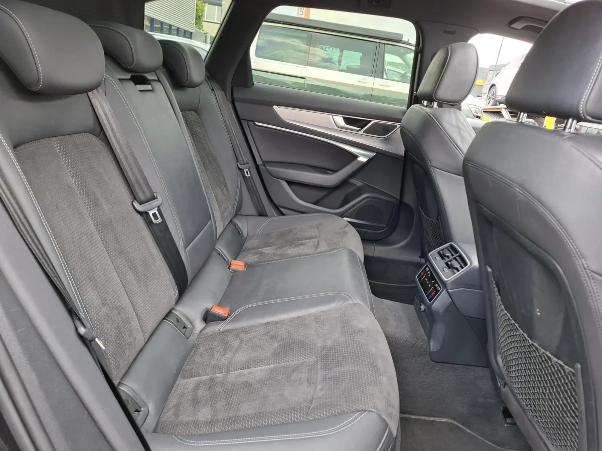 55 TFSI e quattro Competition PHEV/S-line/Panoramadak/SOH 96%/Bang & Olufsen20inh LM/Camera/Carplay/Matrix-LED/Privacy Glass
