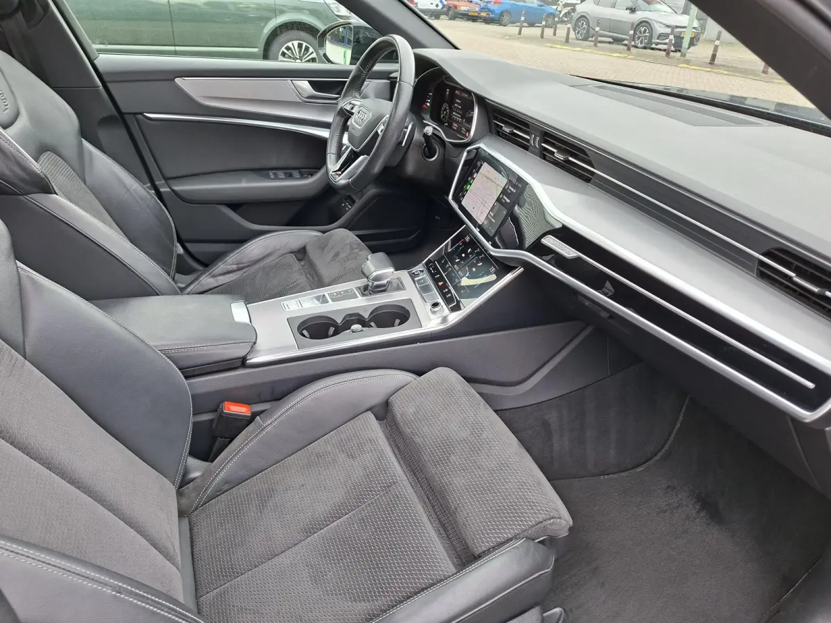 55 TFSI e quattro Competition PHEV/S-line/Panoramadak/SOH 96%/Bang & Olufsen20inh LM/Camera/Carplay/Matrix-LED/Privacy Glass