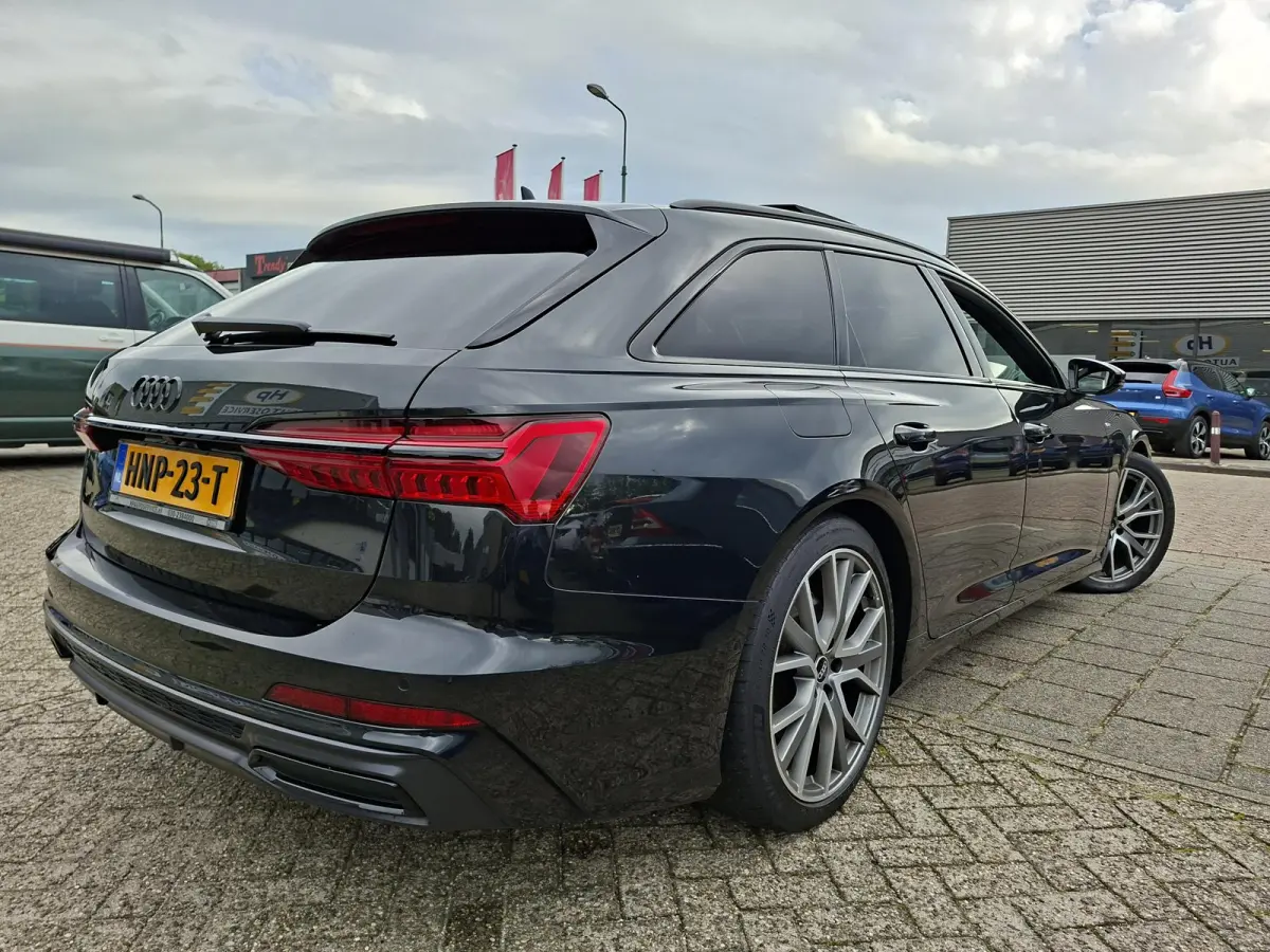 55 TFSI e quattro Competition PHEV/S-line/Panoramadak/SOH 96%/Bang & Olufsen20inh LM/Camera/Carplay/Matrix-LED/Privacy Glass