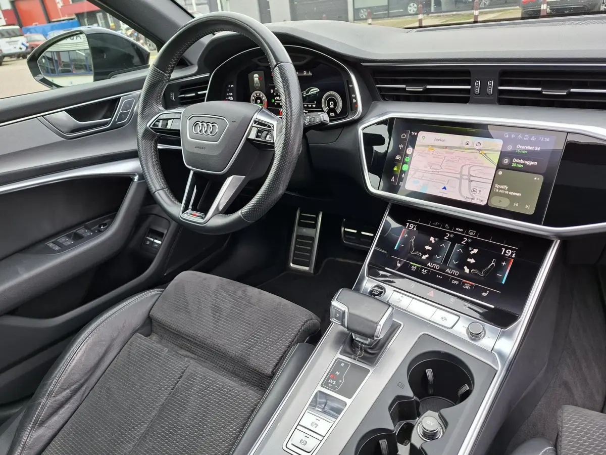 55 TFSI e quattro Competition PHEV/S-line/Panoramadak/SOH 96%/Bang & Olufsen20inh LM/Camera/Carplay/Matrix-LED/Privacy Glass