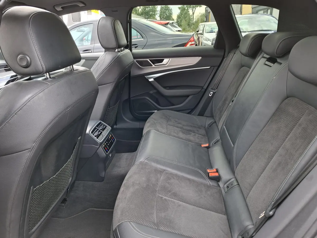 55 TFSI e quattro Competition PHEV/S-line/Panoramadak/SOH 96%/Bang & Olufsen20inh LM/Camera/Carplay/Matrix-LED/Privacy Glass
