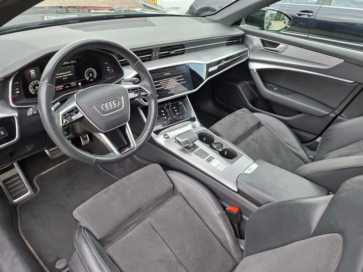 55 TFSI e quattro Competition PHEV/S-line/Panoramadak/SOH 96%/Bang & Olufsen20inh LM/Camera/Carplay/Matrix-LED/Privacy Glass