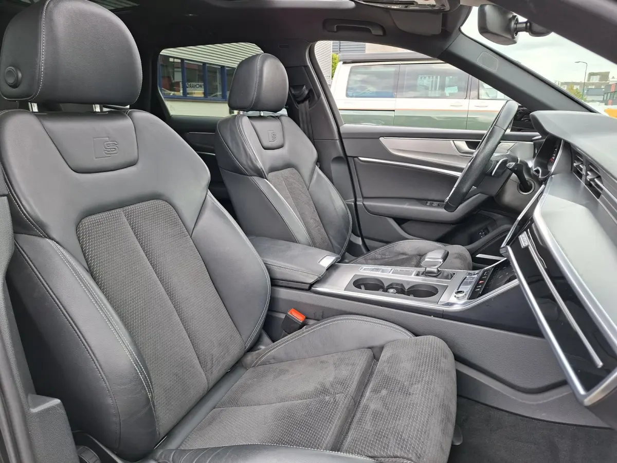 55 TFSI e quattro Competition PHEV/S-line/Panoramadak/SOH 96%/Bang & Olufsen20inh LM/Camera/Carplay/Matrix-LED/Privacy Glass