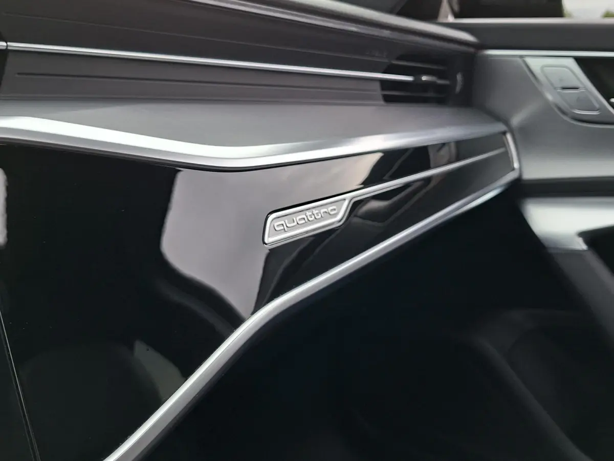55 TFSI e quattro Competition PHEV/S-line/Panoramadak/SOH 96%/Bang & Olufsen20inh LM/Camera/Carplay/Matrix-LED/Privacy Glass