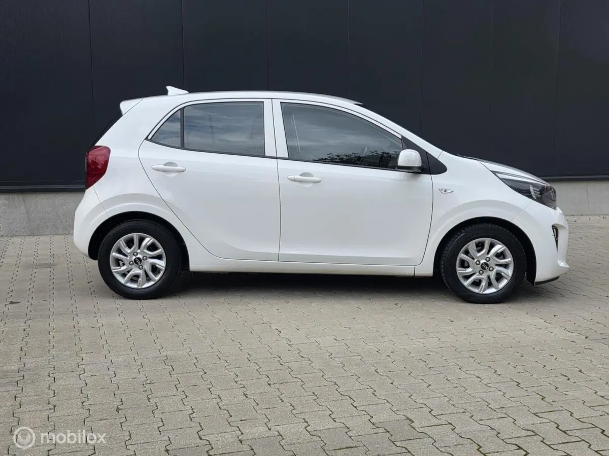 1.0 MPi DynamicLine, Apple Carplay/Android auto,