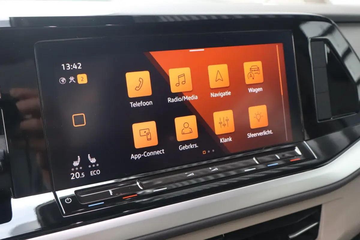 1.4 TSI eHybrid 218pk L1H1 | SoH 95% | Navigatie Pakket