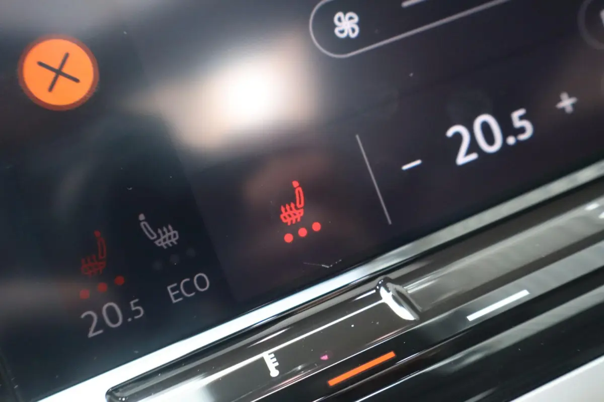 1.4 TSI eHybrid 218pk L1H1 | SoH 95% | Navigatie Pakket