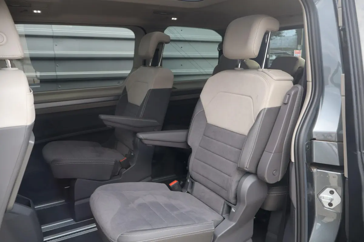 1.4 TSI eHybrid 218pk L1H1 | SoH 95% | Navigatie Pakket