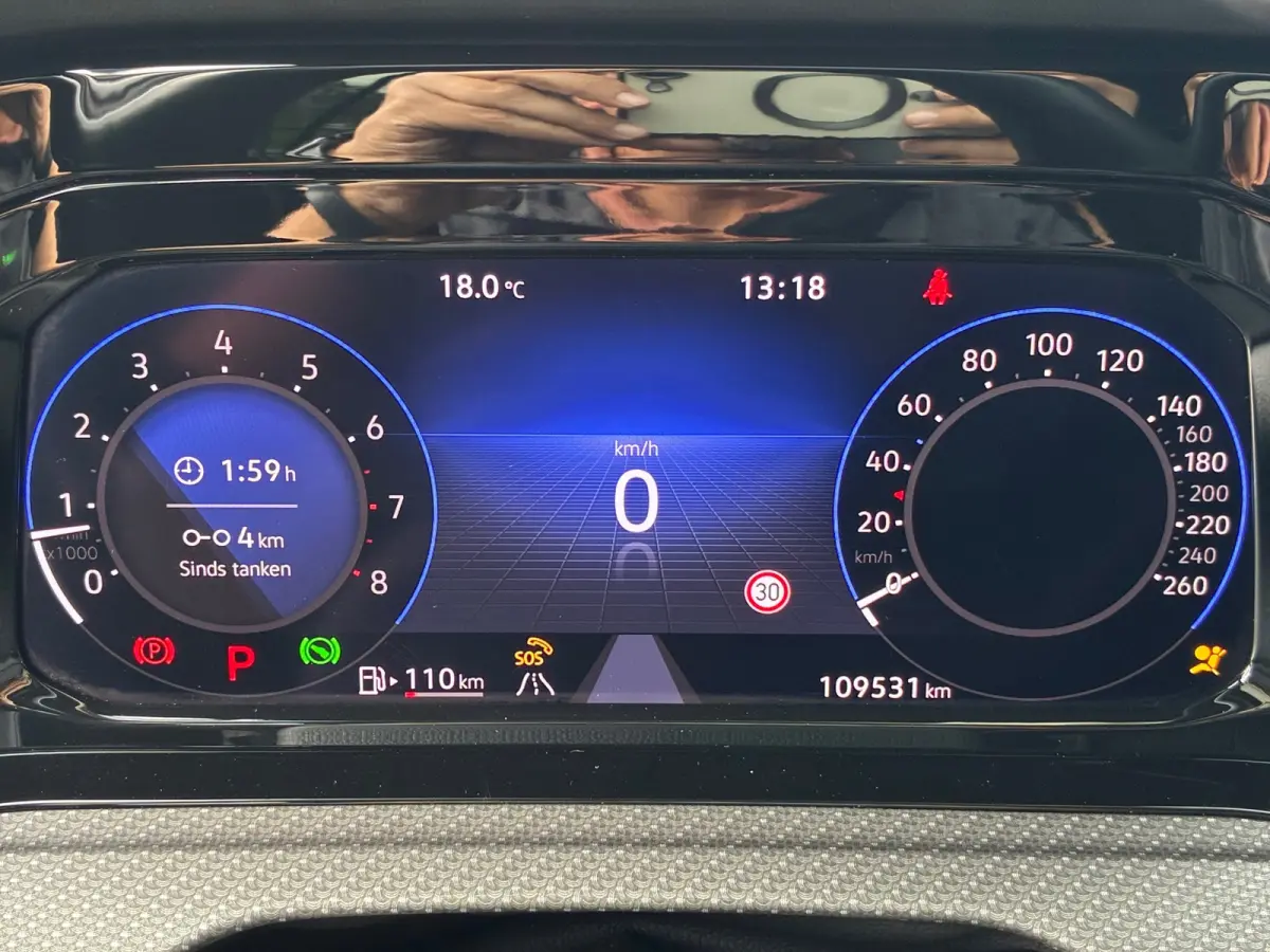 1.5 eTSI R-Line Business+|Automaat|Panoramadak|Camera|Navigatie|CarPlay|CruiseControl|Climatronic|Goed Onderhouden