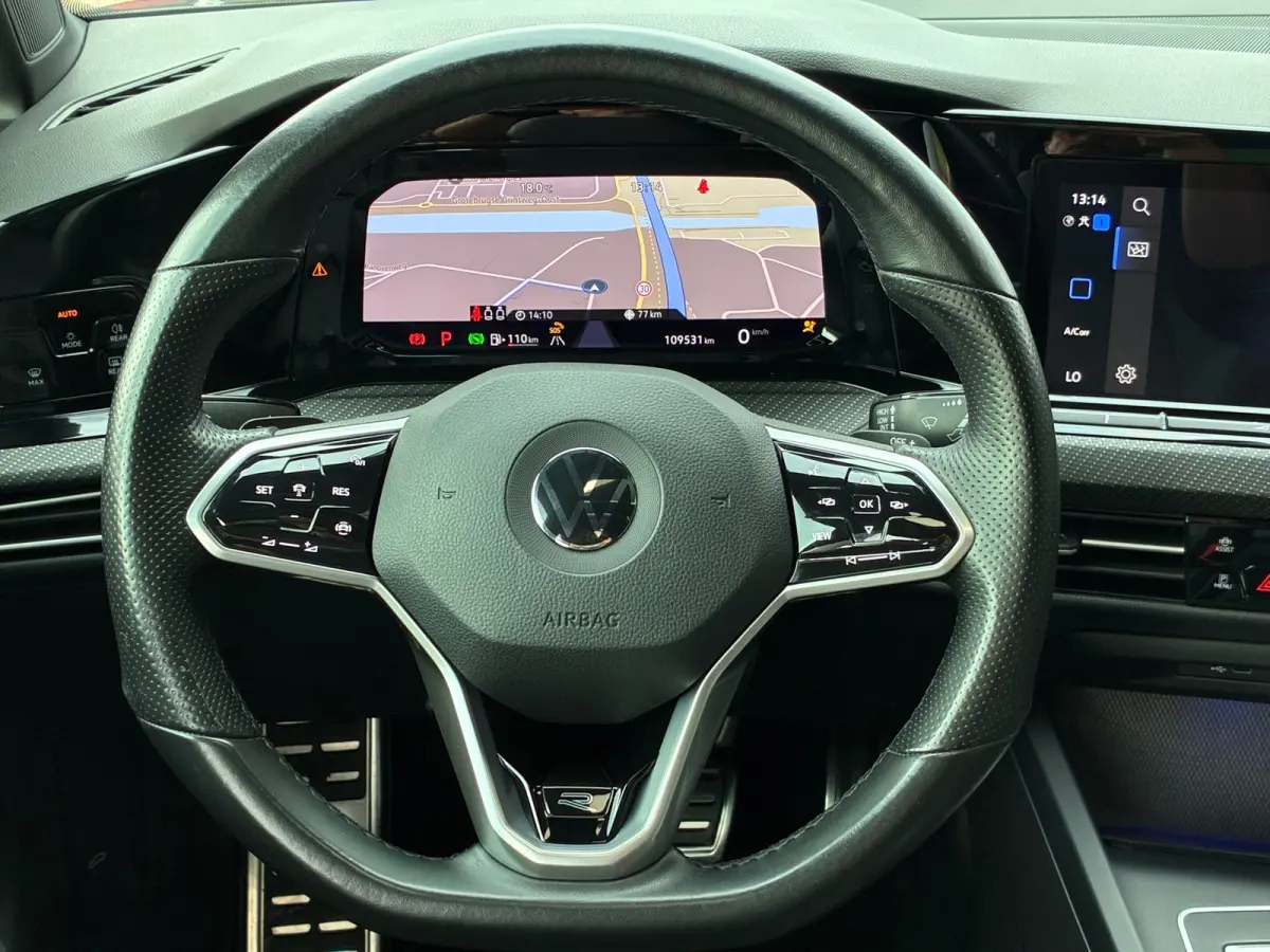 1.5 eTSI R-Line Business+|Automaat|Panoramadak|Camera|Navigatie|CarPlay|CruiseControl|Climatronic|Goed Onderhouden