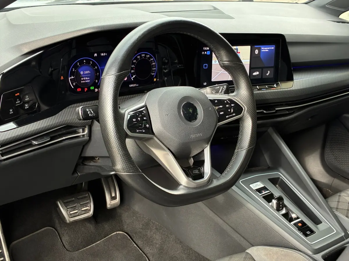 1.5 eTSI R-Line Business+|Automaat|Panoramadak|Camera|Navigatie|CarPlay|CruiseControl|Climatronic|Goed Onderhouden