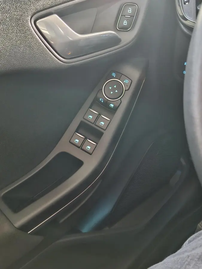 1.0 EcoBoost Titanium 2020 | 18.000 km! | Full Options!