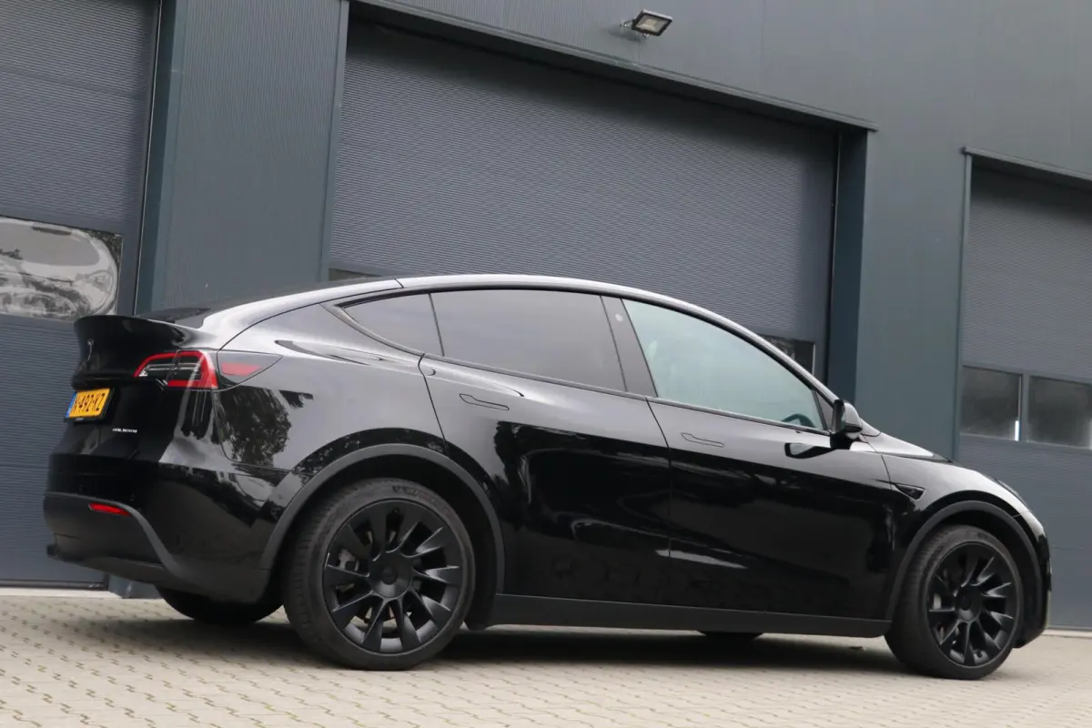 Long Range AWD 75 kWh 351PK Panodak 360View Premium 20'Inch DualMotor Stoelverwarming Voor/Achter 47000KM BJ2021