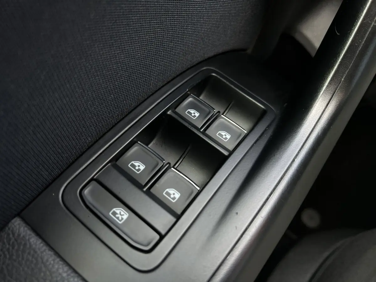 1.0 EcoTSI|LED|Navi|Stoelverw.|Clima|Cruise|PDC