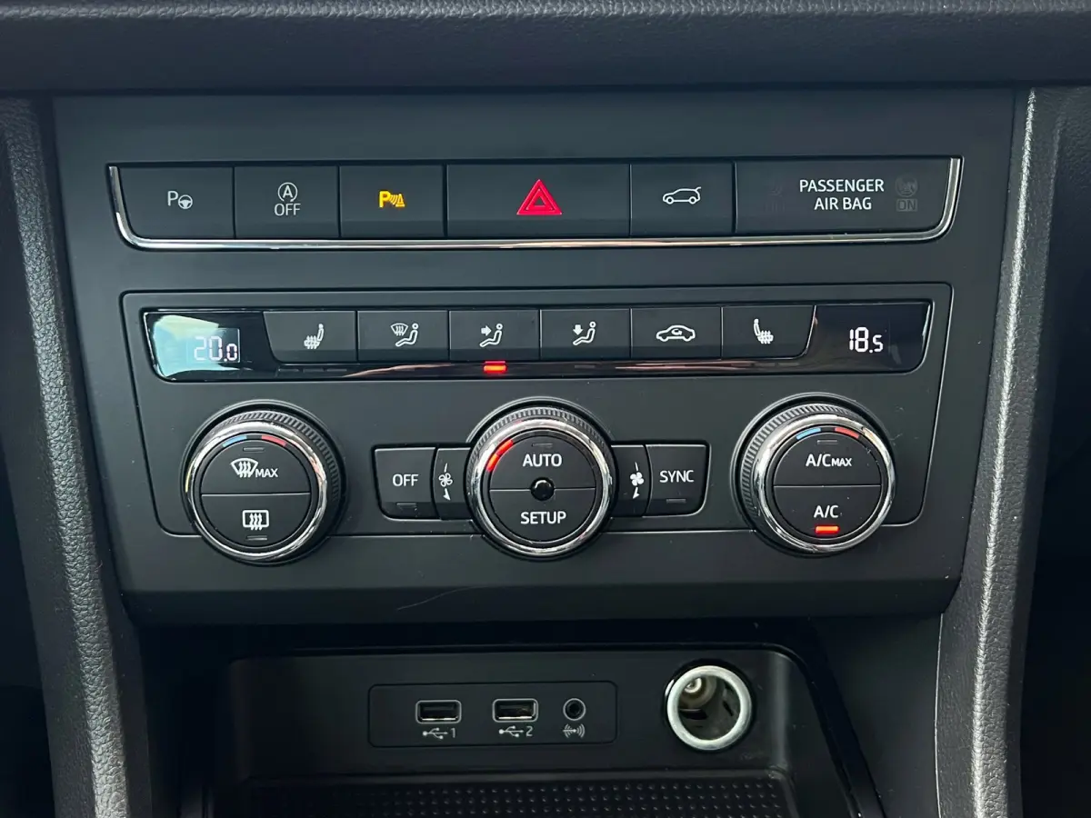 1.0 EcoTSI|LED|Navi|Stoelverw.|Clima|Cruise|PDC