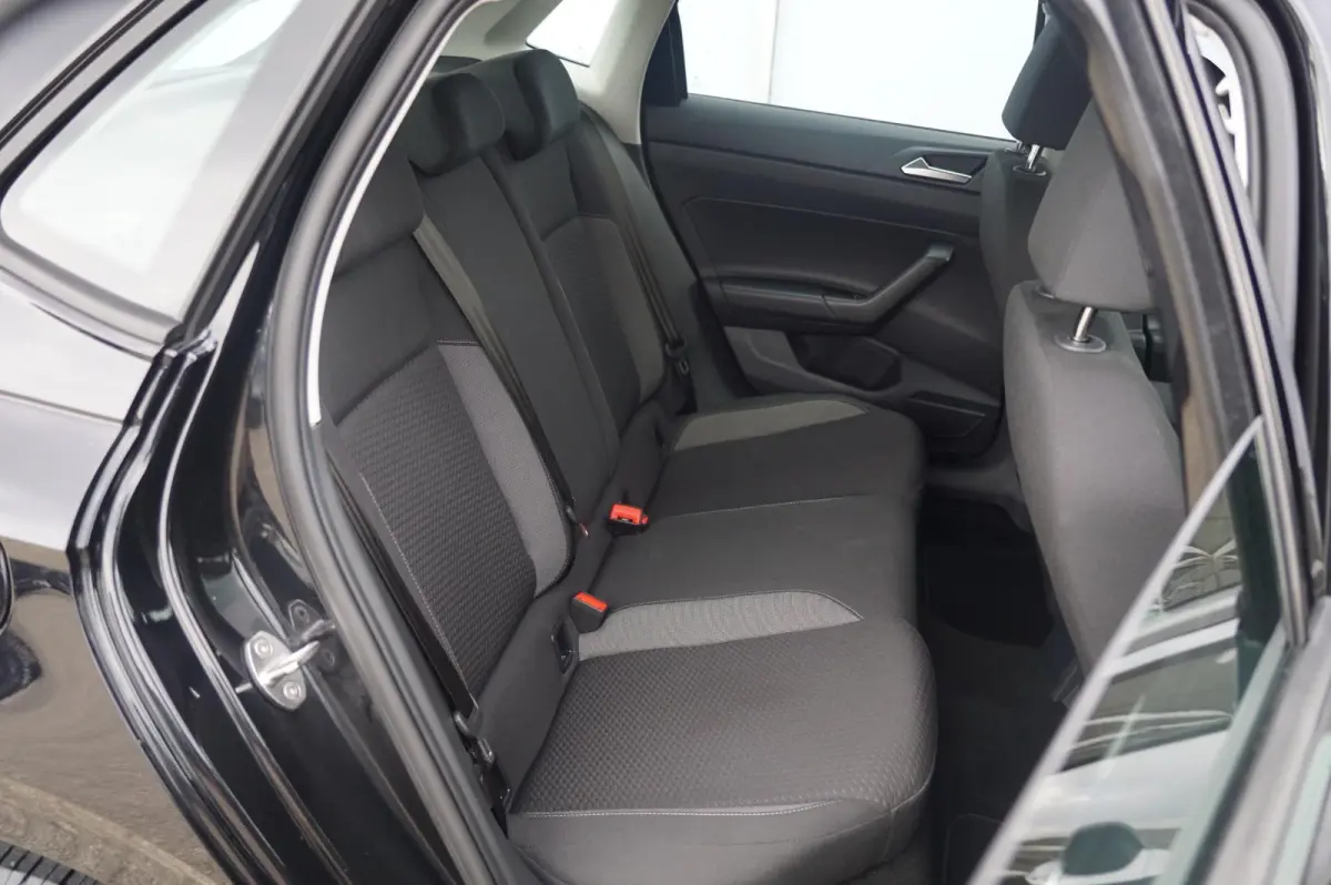 1.0 TSI 95pk DSG Life | Navigatie | Applecarplay & Androidauto | Parkeersensoren