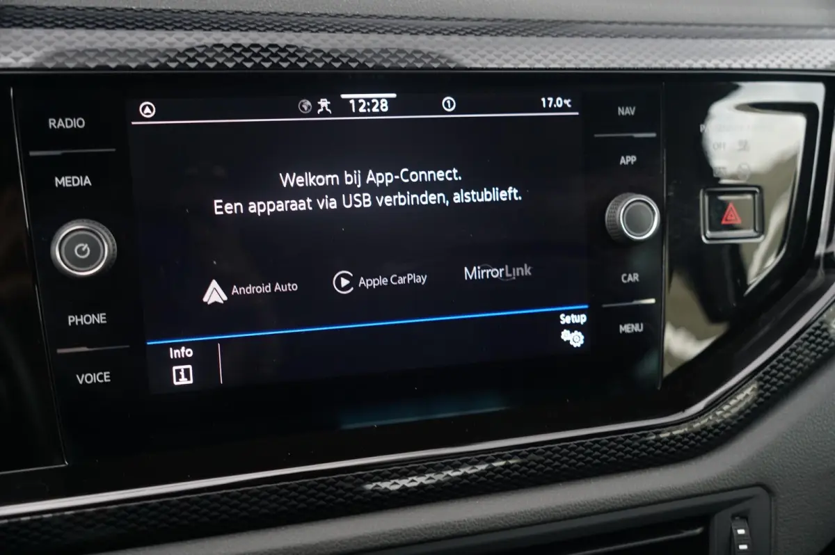 1.0 TSI 95pk DSG Life | Navigatie | Applecarplay & Androidauto | Parkeersensoren