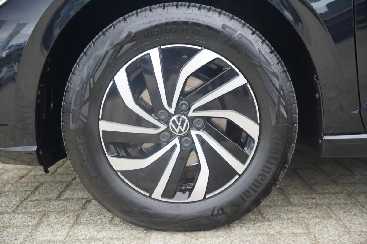 1.0 TSI 95pk DSG Life | Navigatie | Applecarplay & Androidauto | Parkeersensoren