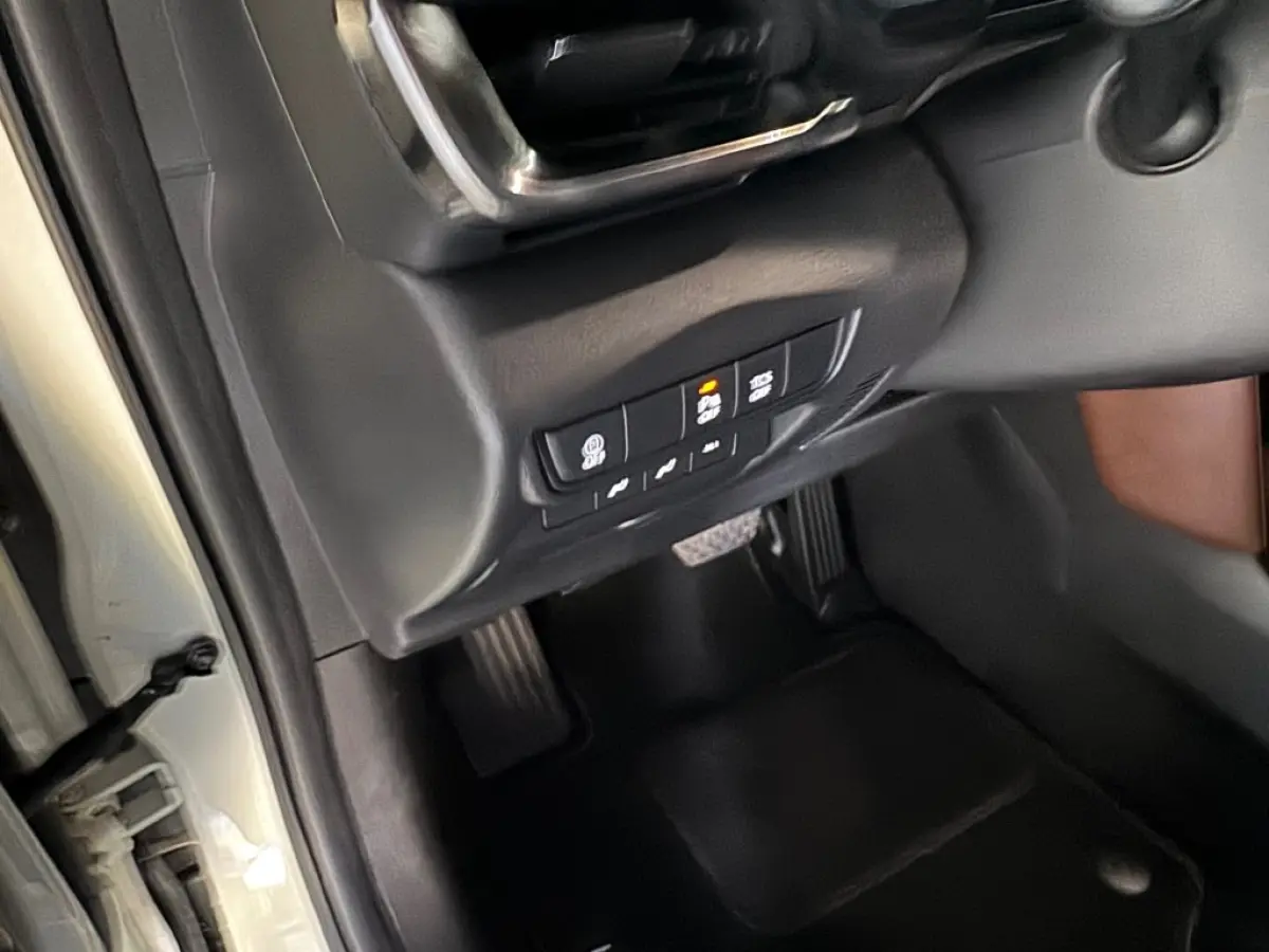 e-SkyActiv EV 145 Advantage 36 kWh / 27971 km / CarPlay / All-season banden.
