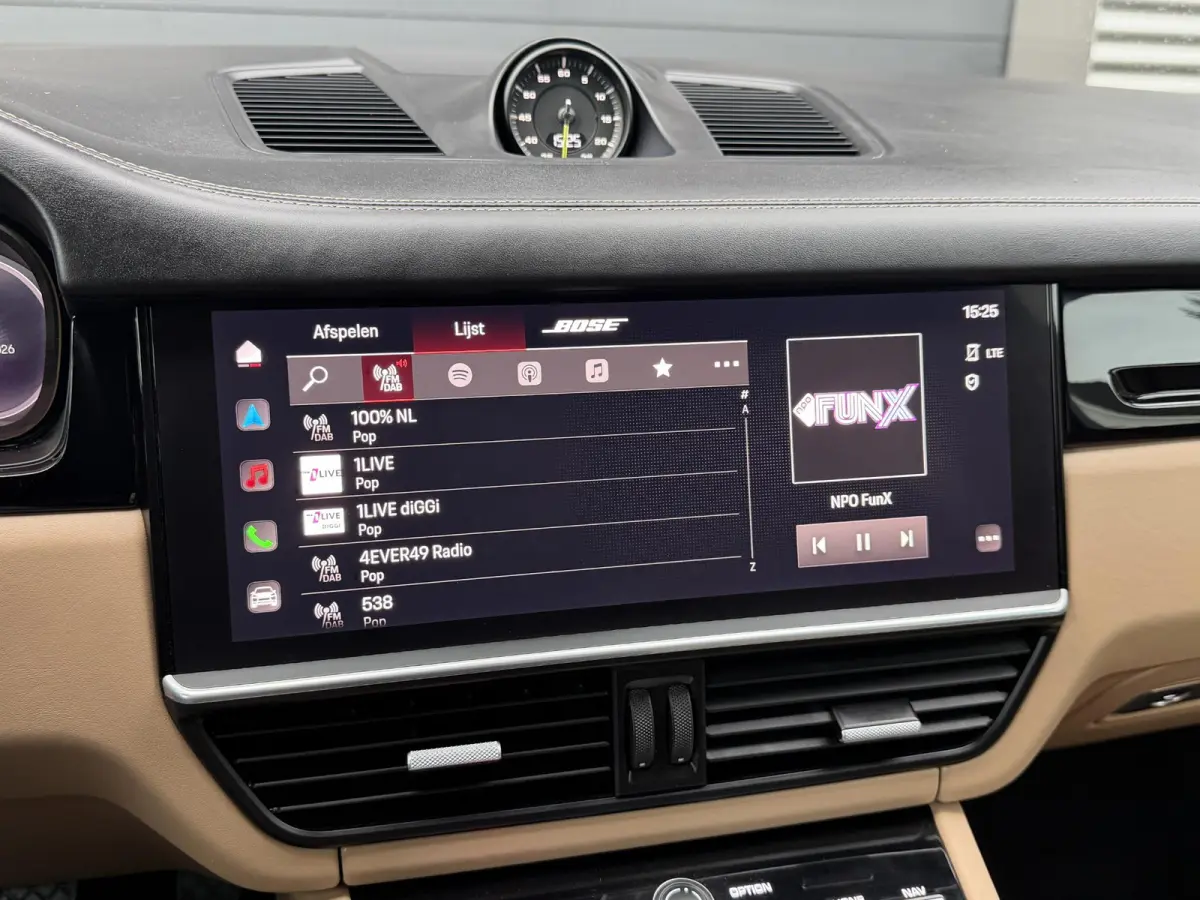 3.0 E-Hybrid Sport Chrono | Panoramadak | 360* Camera | Luchtvering | Bose |