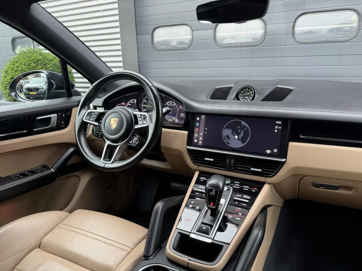 3.0 E-Hybrid Sport Chrono | Panoramadak | 360* Camera | Luchtvering | Bose |
