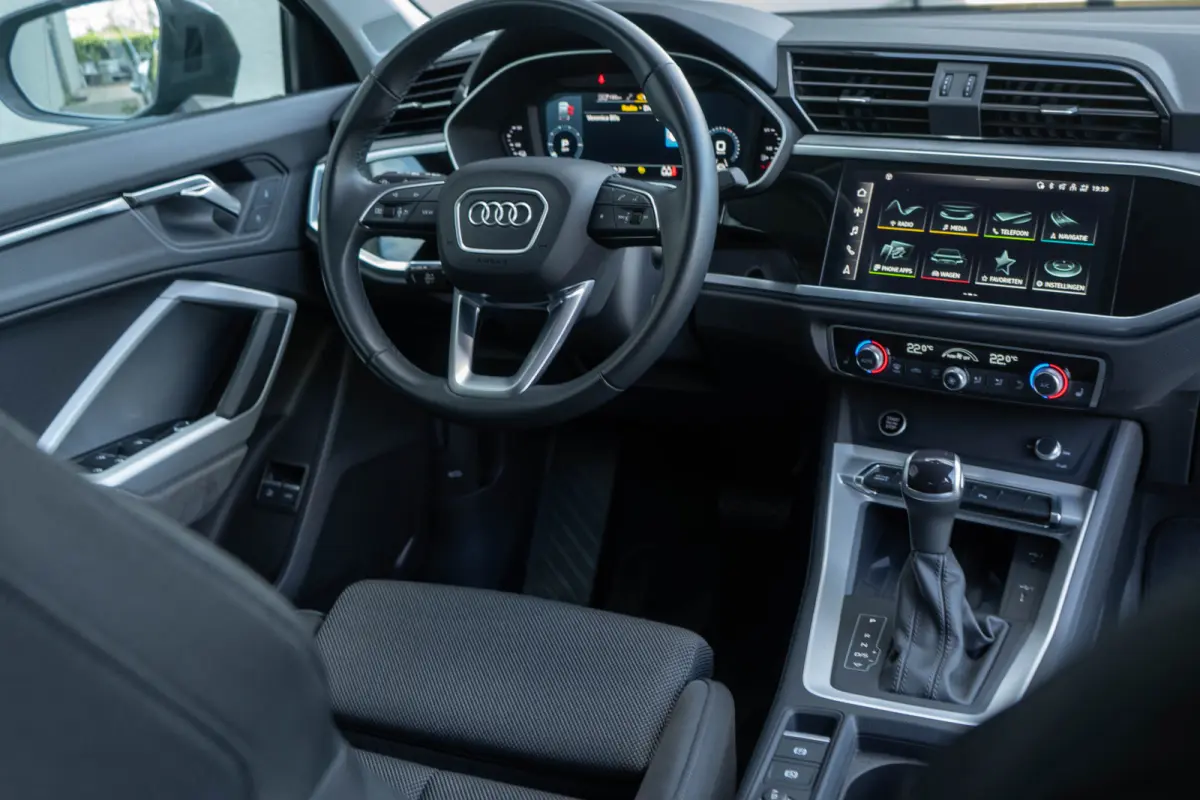 45 TFSI e / S-line/ Standkachel/ Adaptive Cruise Control/