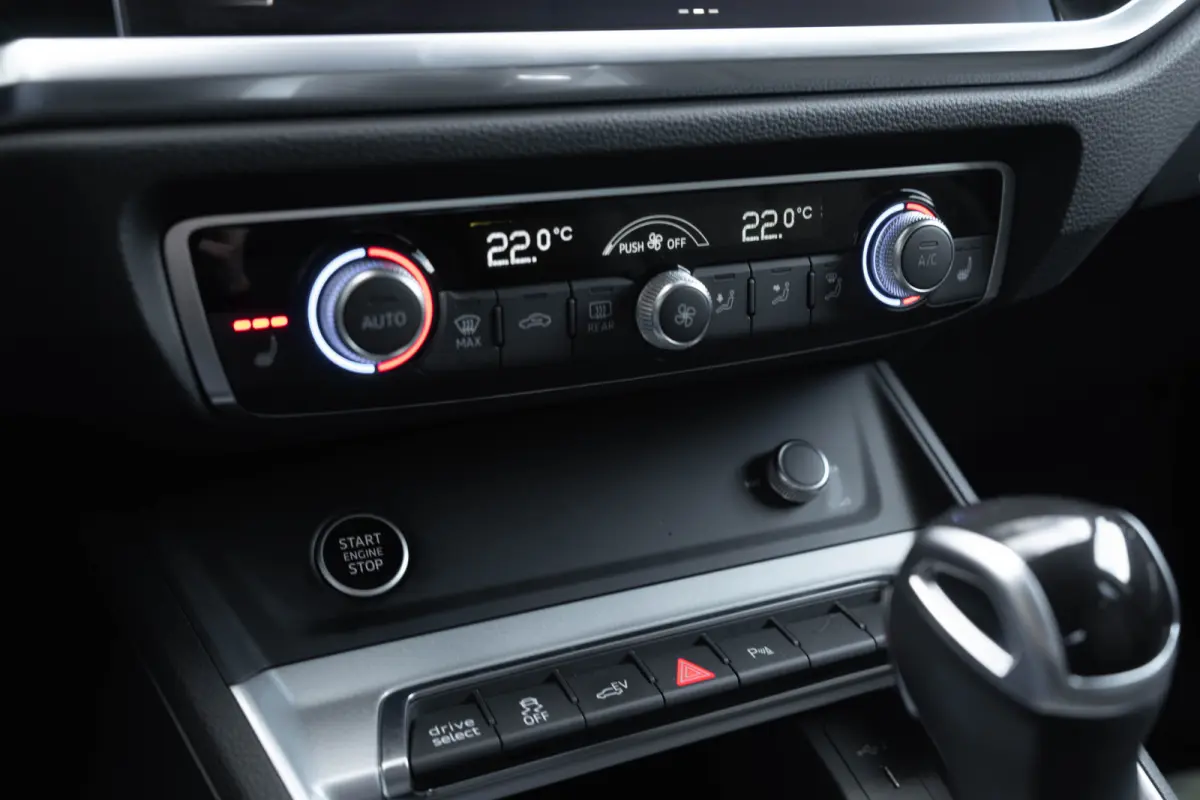 45 TFSI e / S-line/ Standkachel/ Adaptive Cruise Control/