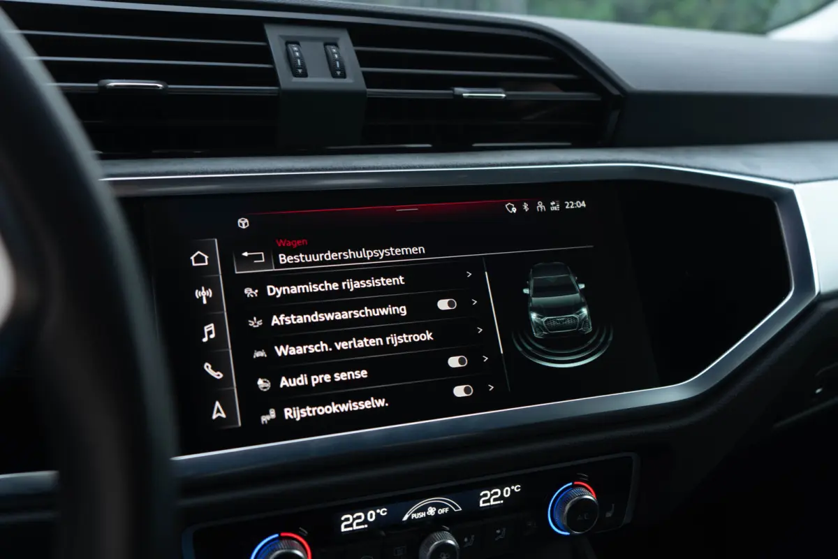 45 TFSI e / S-line/ Standkachel/ Adaptive Cruise Control/