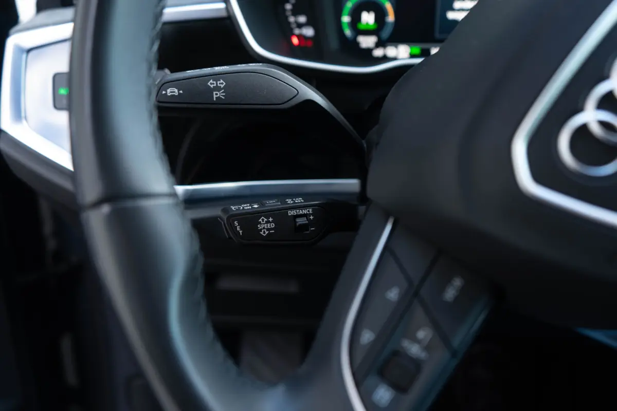 45 TFSI e / S-line/ Standkachel/ Adaptive Cruise Control/
