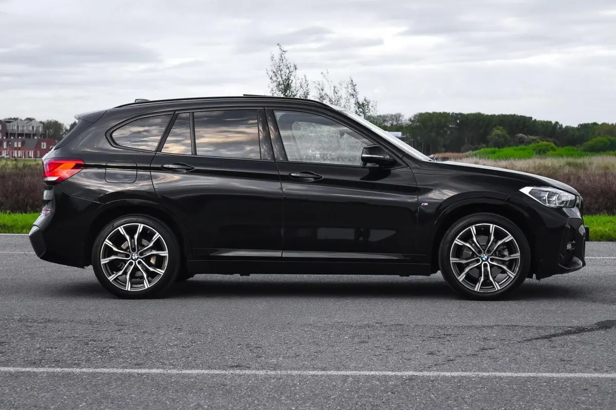 xDrive25e M Sport | Pano | HUD | Leder | ACC