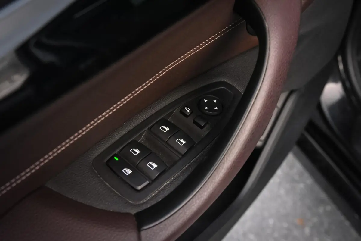 xDrive25e M Sport | Pano | HUD | Leder | ACC
