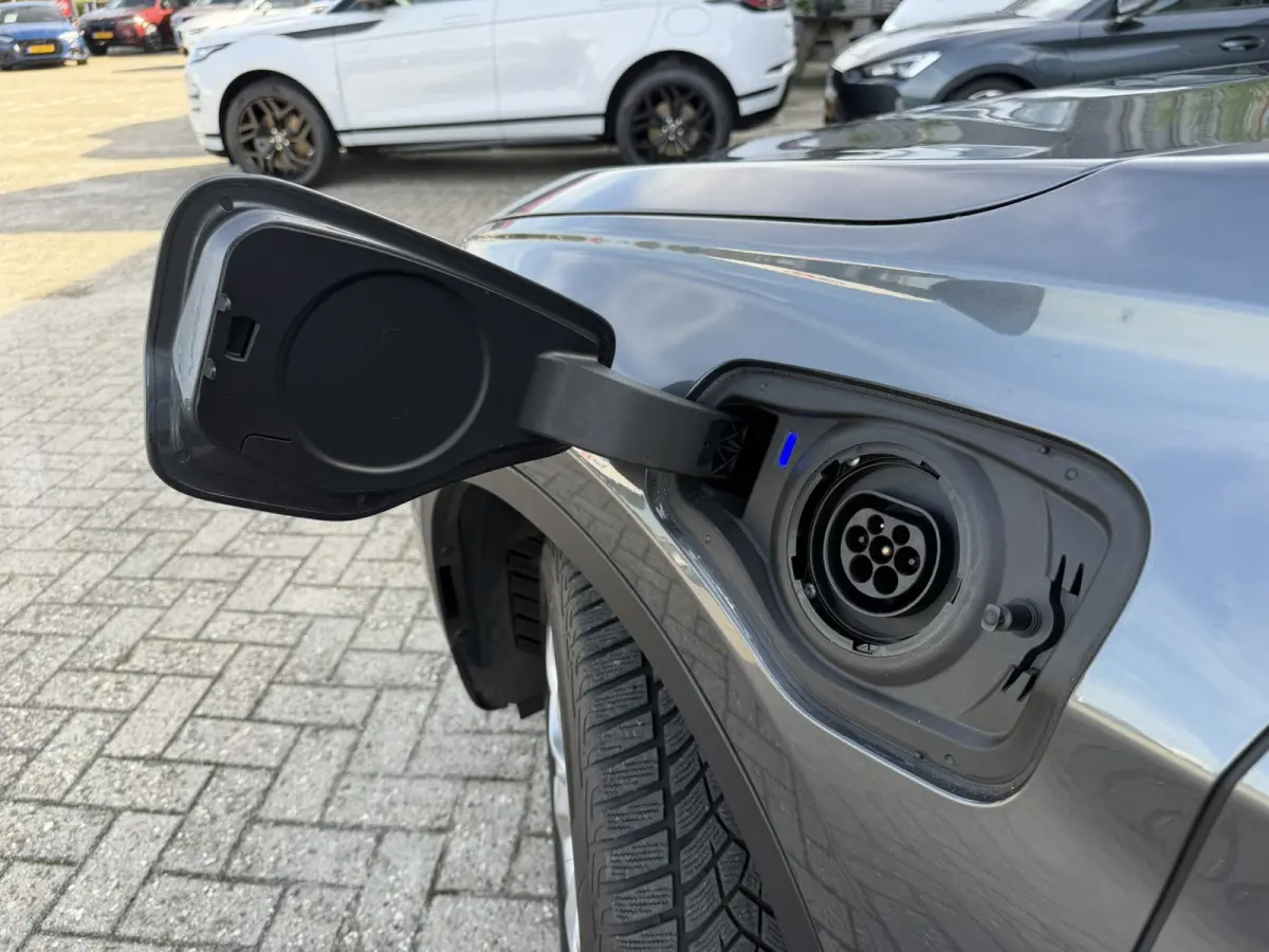 xDrive25e Executive LED Trekhaak Climate Control DAB
