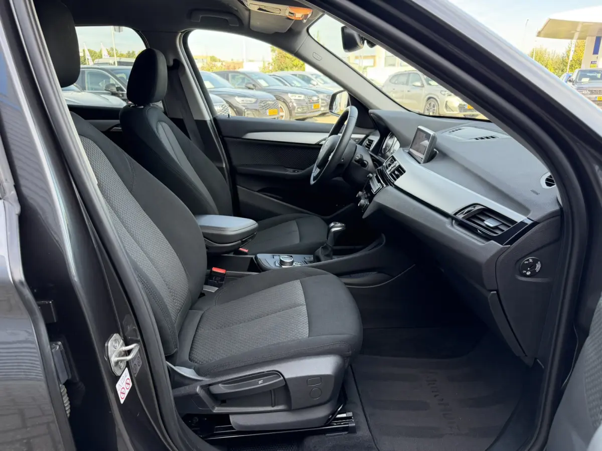 xDrive25e Executive LED Trekhaak Climate Control DAB